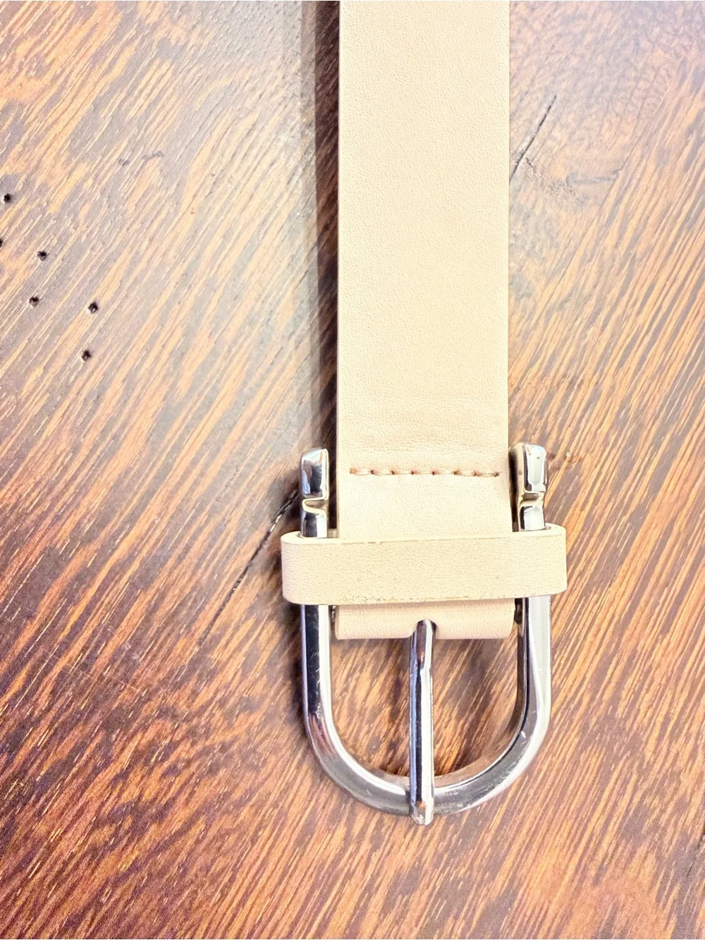 Women’s  Tan Leather Belt with Silver Buckle